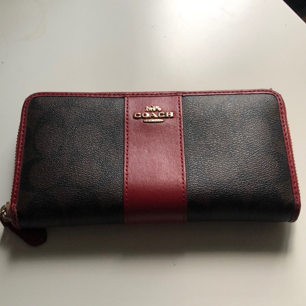 Coach wallet